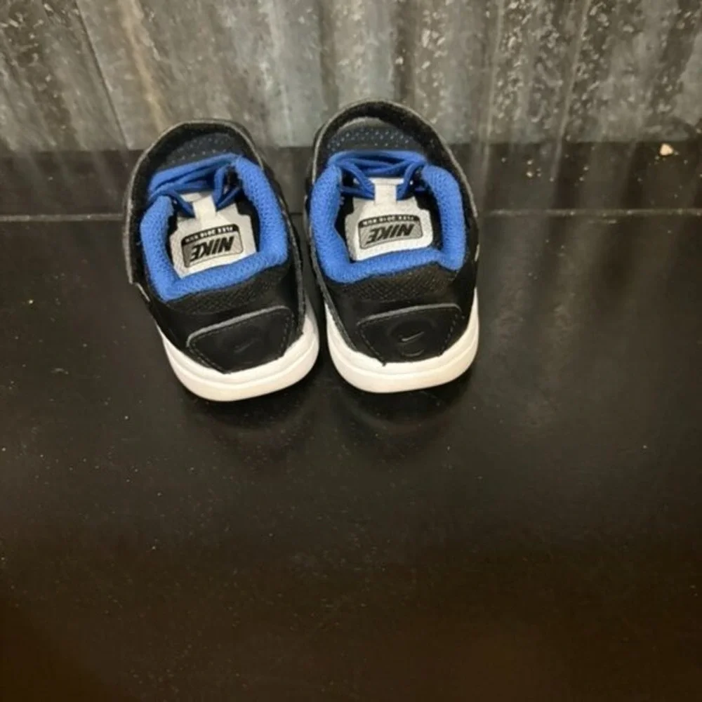 Nike Flex Experience Run Toddler Shoes Black Blue Hook Loop Size 2C